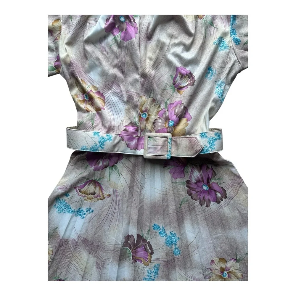 Vintage Conti-Lee New York floral key hole‎ dress with belt
